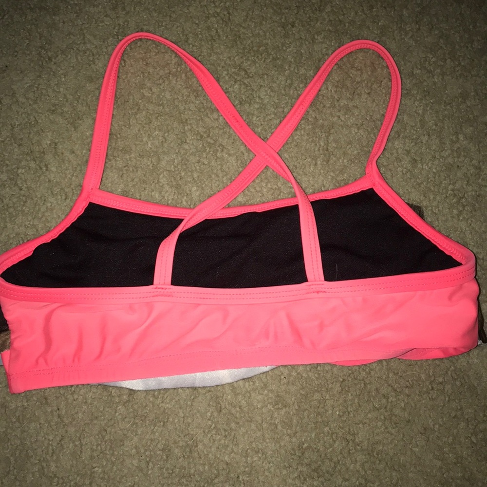 Bathing suits - Picture 3 of 3